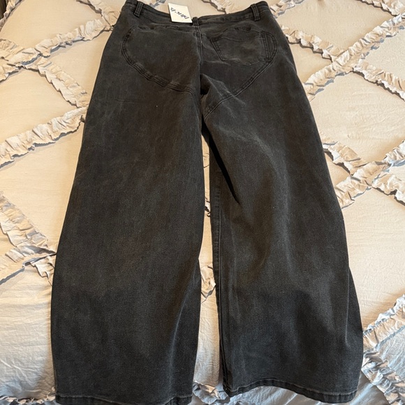 NWT Blue B Embellished Black Women Jeans - Similar to Taylor Swift’s! - Picture 9 of 11